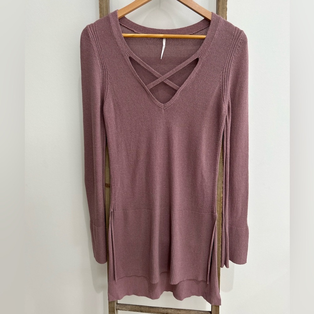 Free People Criss Cross Mauve Knit Sweater Top Women’s Size Small Boho Stretch